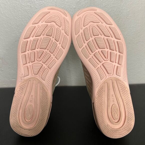 Nike Women's Nike Air Max Axis /color way: washed coral aura Size 9 AA2168-108 - Picture 6 of 8
